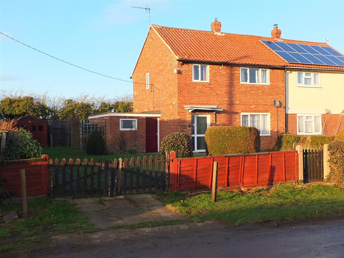 3 bedroom property in Walcot, Sleaford